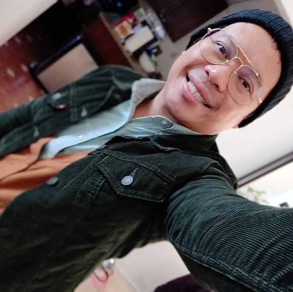 Meet your Posher, Jair - Picture 1 of 1